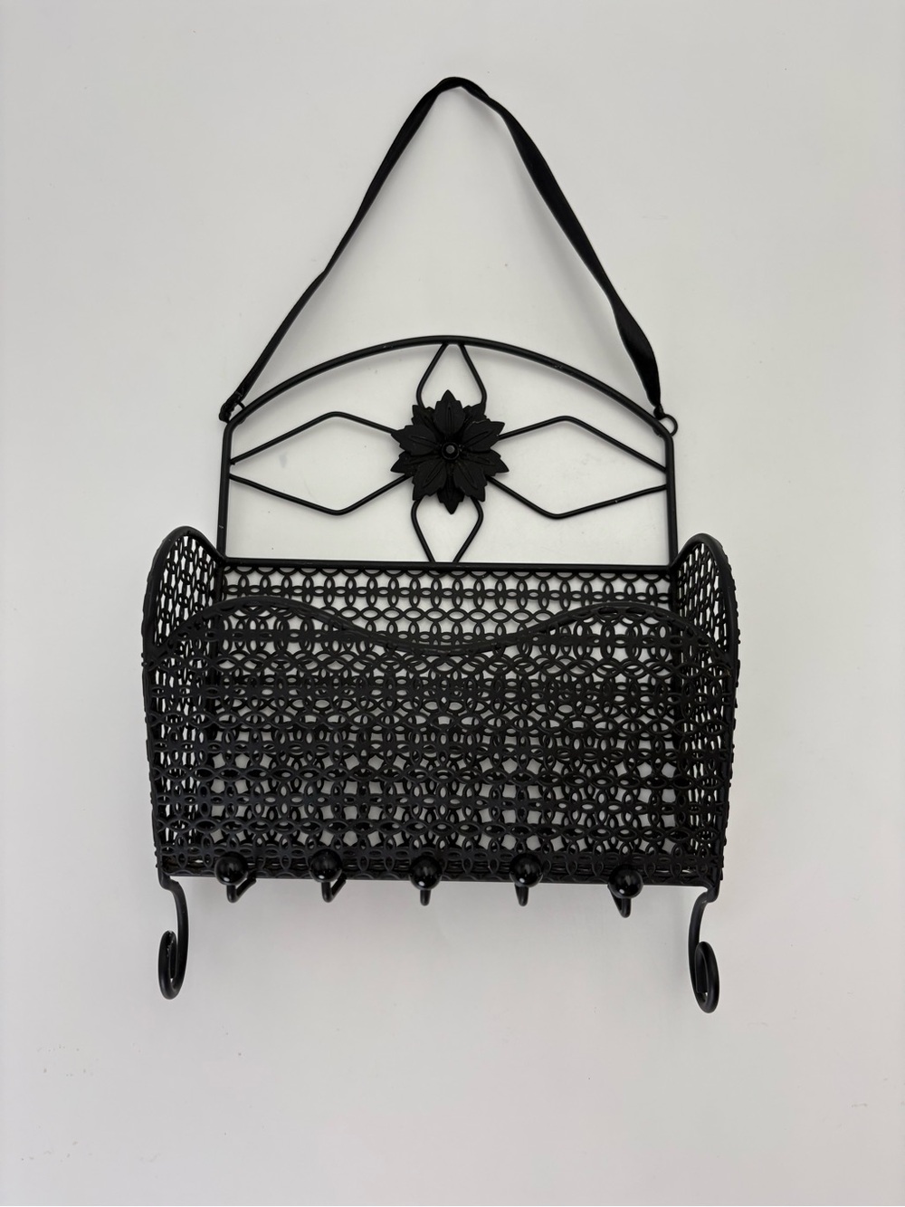 Black Iron Wall Basket/Jewelry Holder